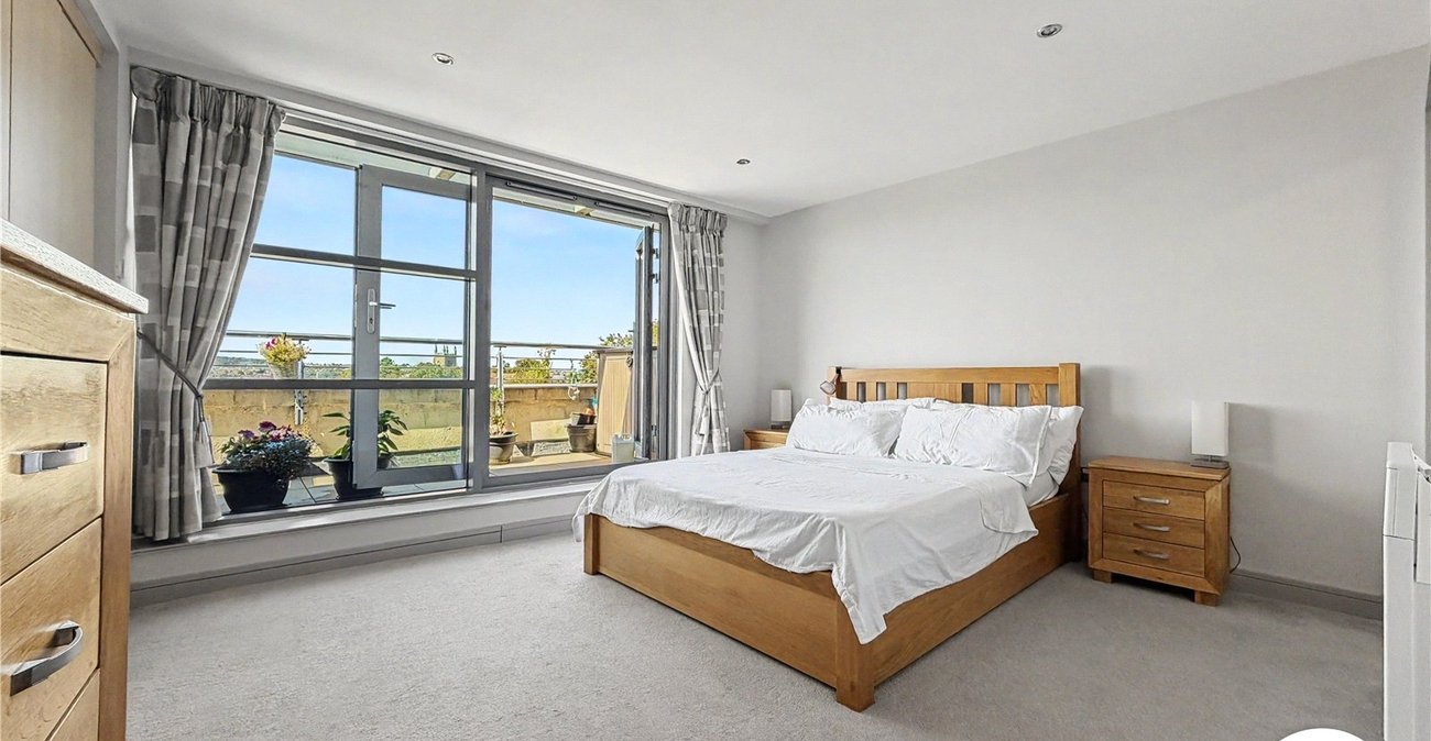 2 bedroom property for sale in Chatham | Robinson Michael & Jackson