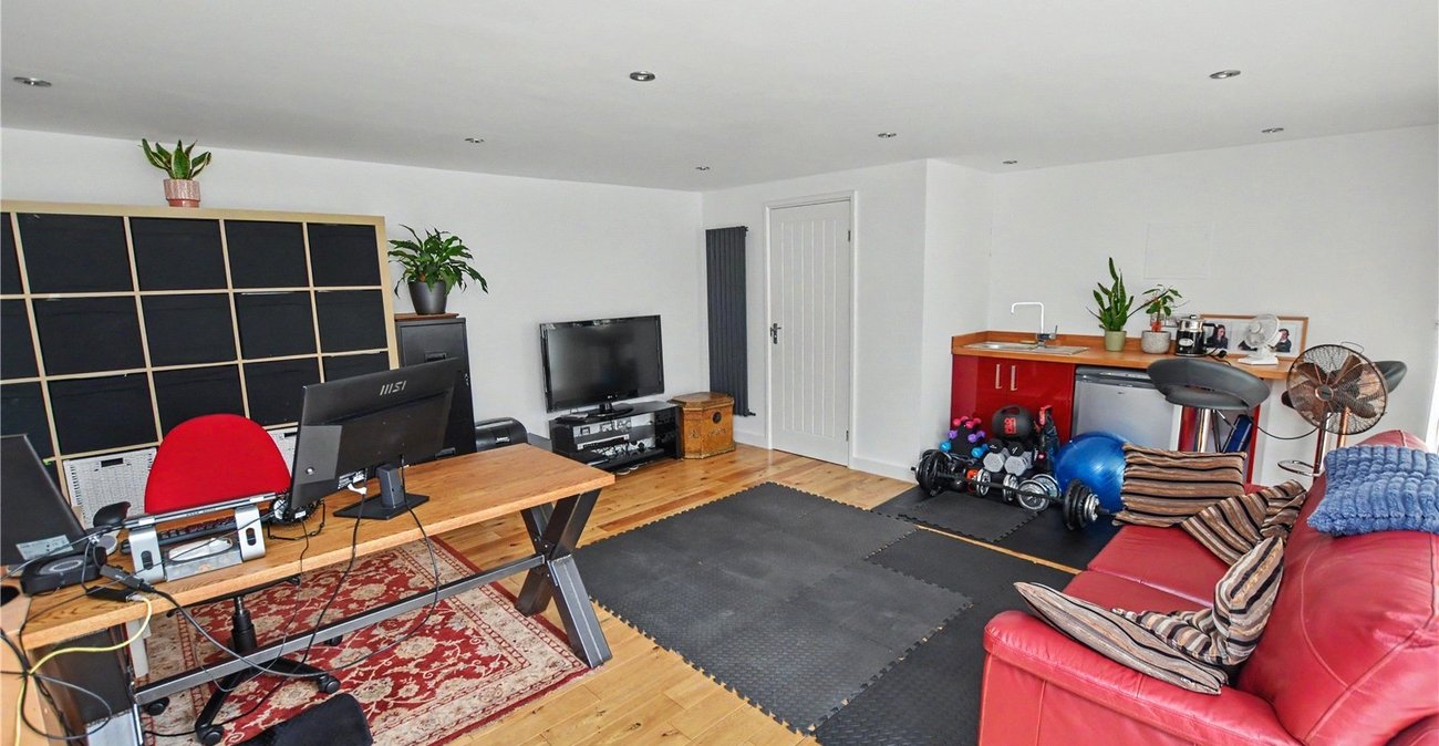 4 bedroom house for sale in Bexleyheath | Robinson Jackson