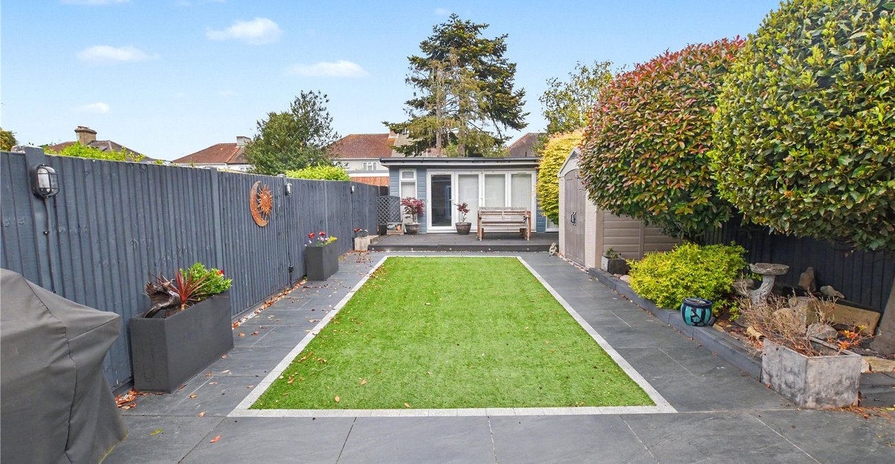 4 bedroom house for sale in Bexleyheath | Robinson Jackson