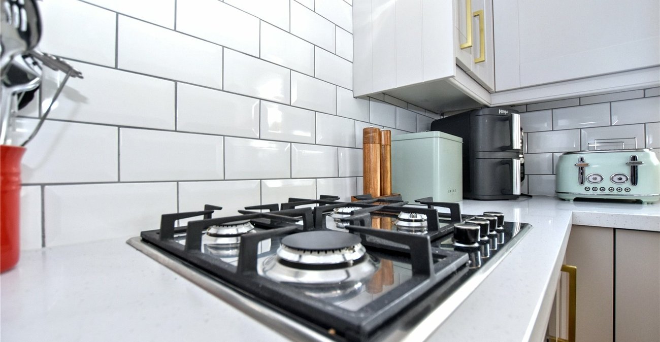 2 bedroom property for sale in Bexleyheath | Robinson Jackson