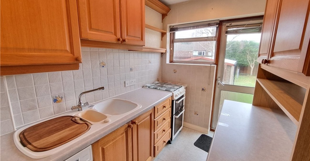3 bedroom house for sale in Farnborough | Robinson Jackson