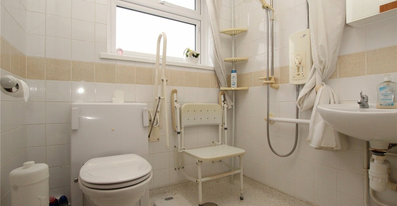 3 bedroom house for sale in Abbey Wood | Robinson Jackson