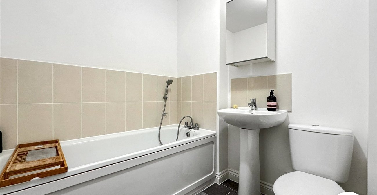 2 bedroom house for sale in Maidstone | Robinson Michael & Jackson