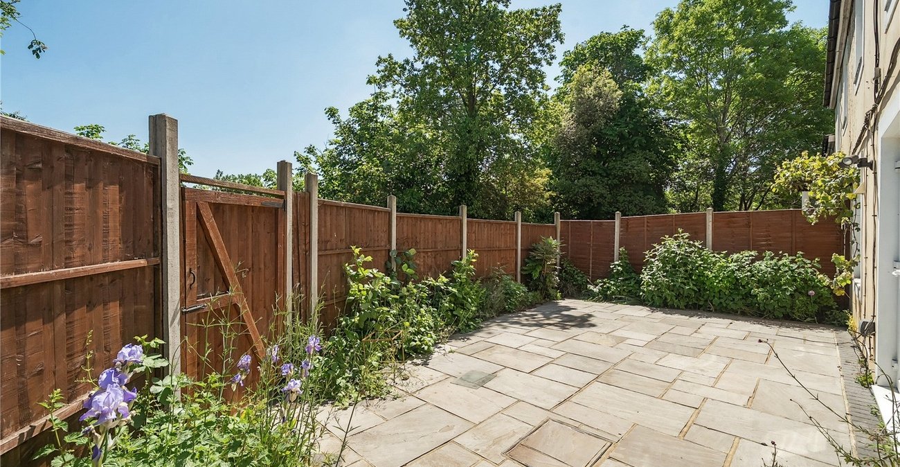 2 bedroom property for sale in  | Robinson Jackson