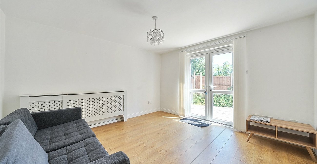 2 bedroom property for sale in  | Robinson Jackson