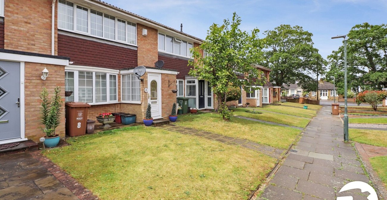 2 bedroom house for sale in London | Robinson Jackson