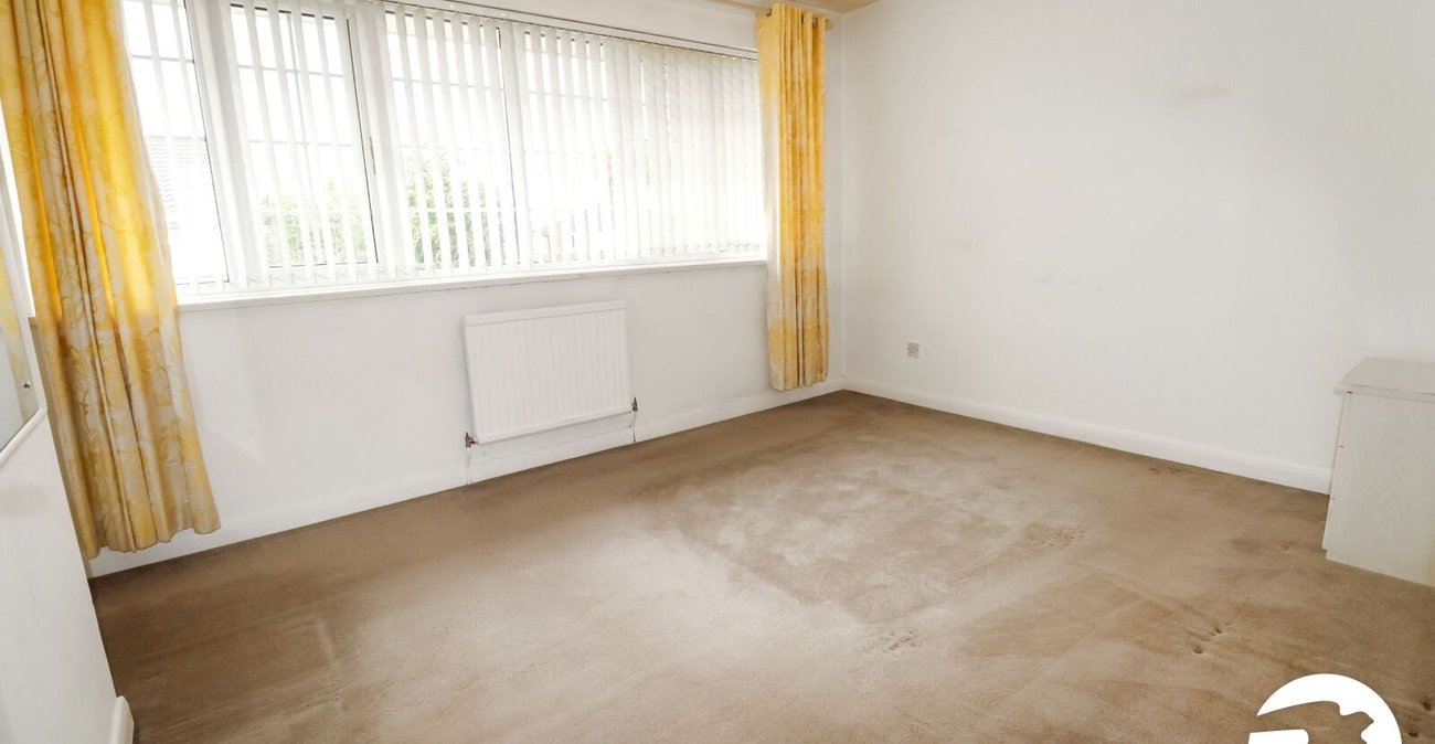2 bedroom house for sale in London | Robinson Jackson