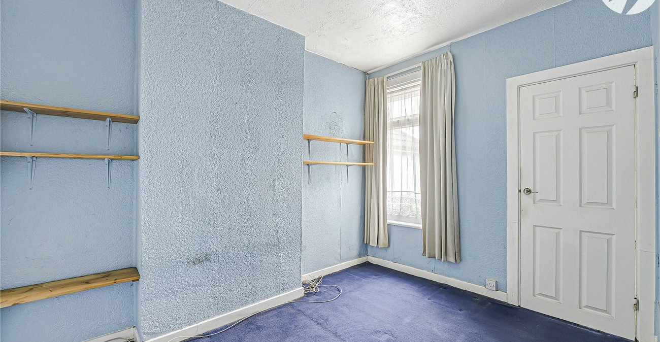 2 bedroom house for sale in Dartford | Robinson Jackson