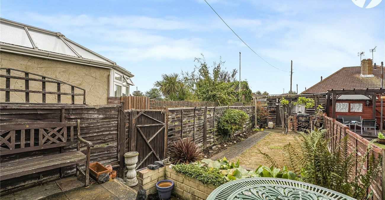 2 bedroom house for sale in Dartford | Robinson Jackson