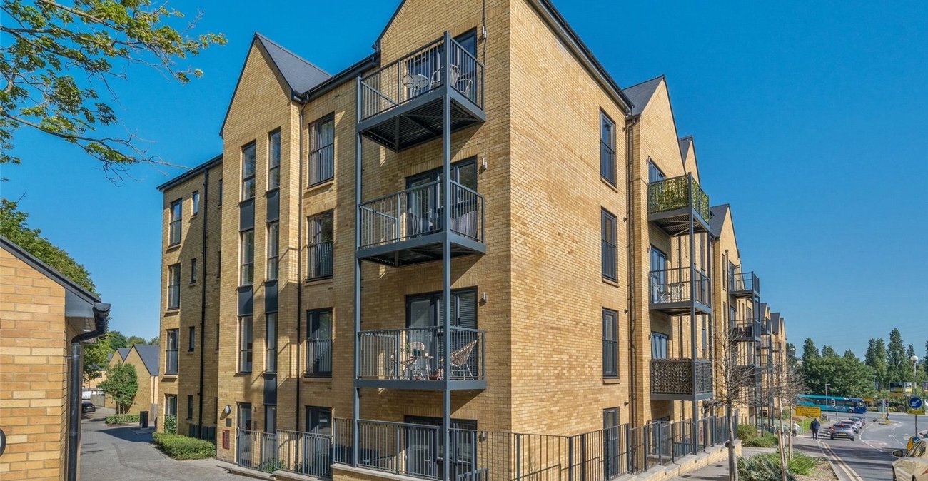 1 bedroom property for sale in Swanscombe | Robinson Jackson