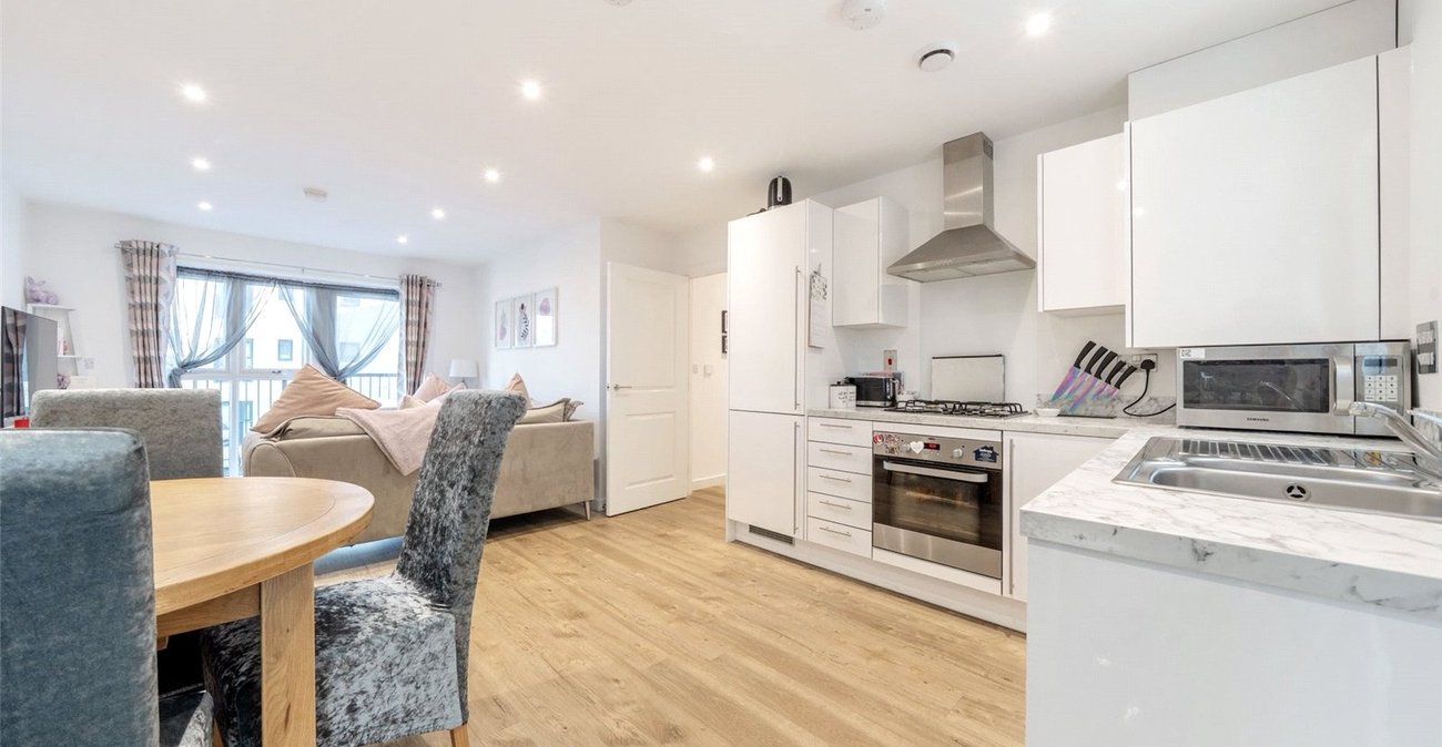 1 bedroom property for sale in Swanscombe | Robinson Jackson