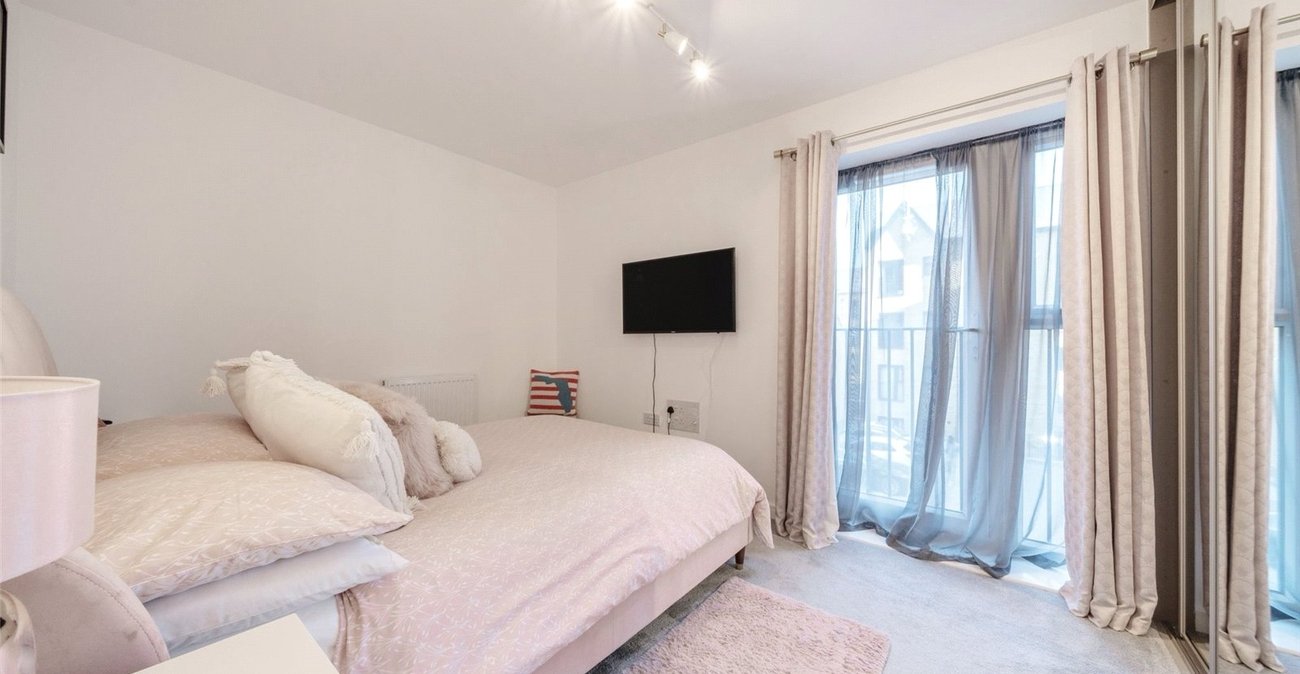 1 bedroom property for sale in Swanscombe | Robinson Jackson