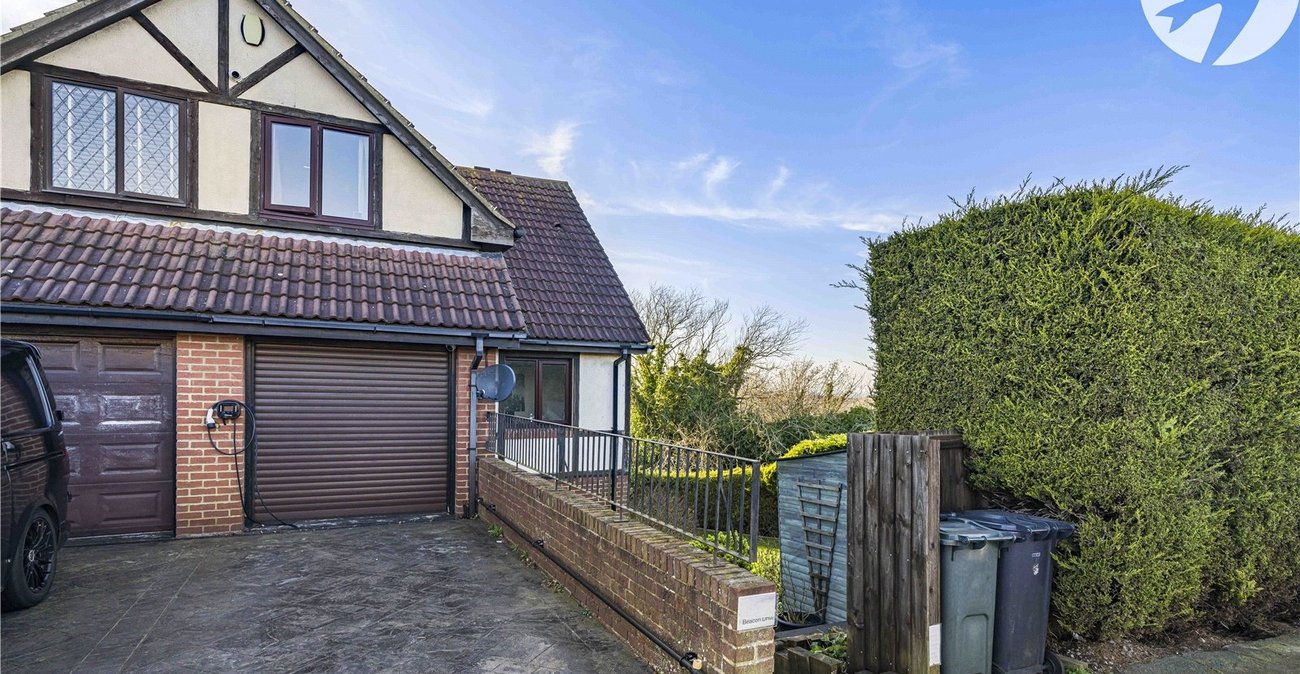 4 bedroom house for sale in Bean | Robinson Jackson