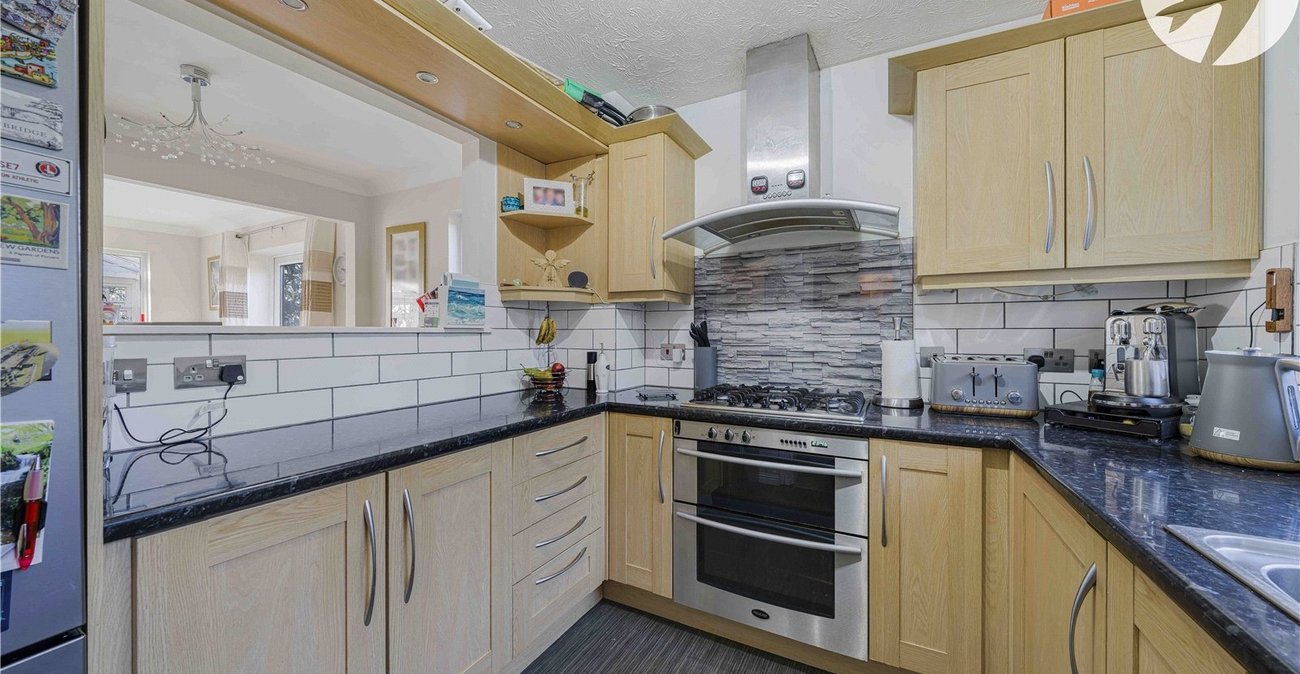4 bedroom house for sale in Bean | Robinson Jackson