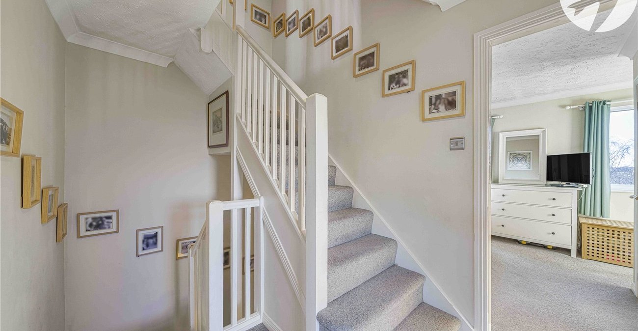 4 bedroom house for sale in Bean | Robinson Jackson
