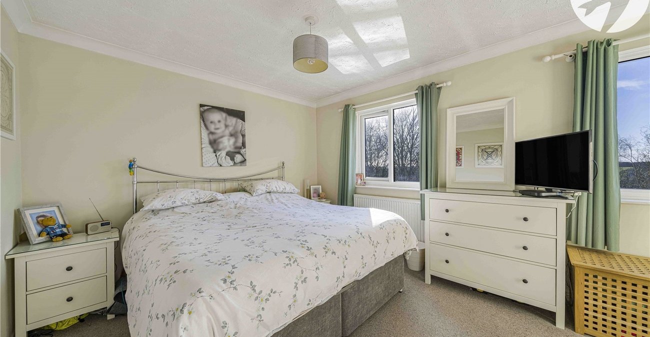 4 bedroom house for sale in Bean | Robinson Jackson