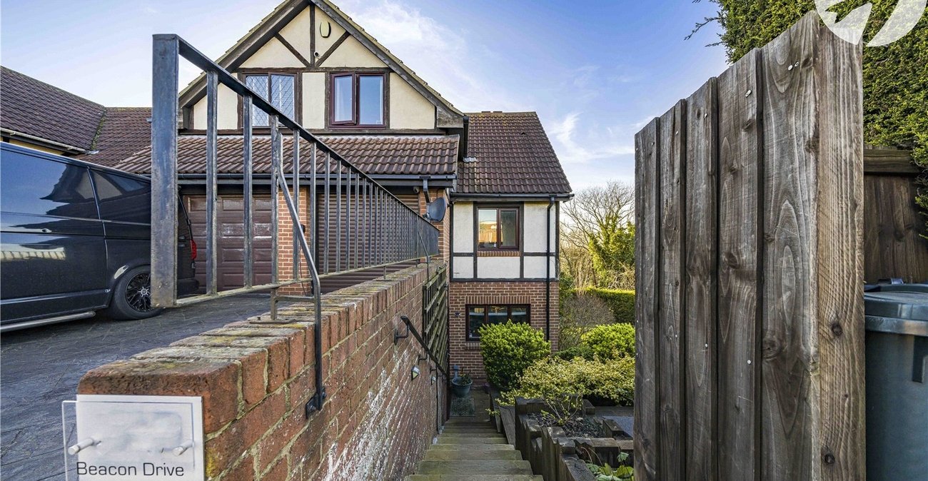 4 bedroom house for sale in Bean | Robinson Jackson