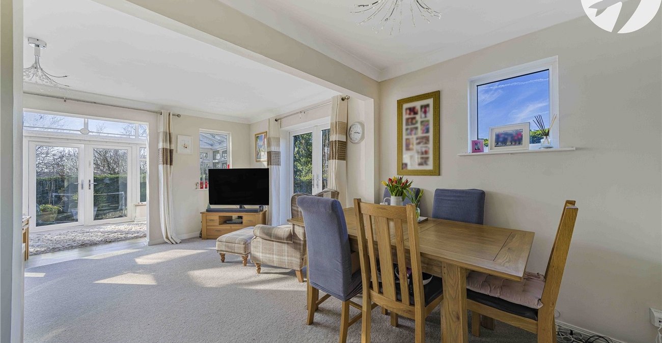 4 bedroom house for sale in Bean | Robinson Jackson