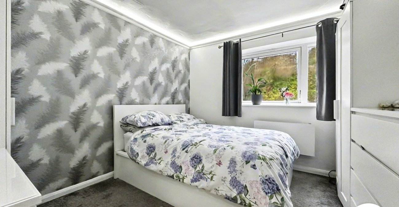 1 bedroom property for sale in Chatham | Robinson Michael & Jackson