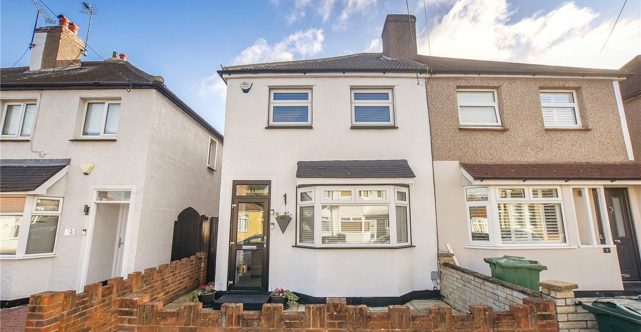 2 bedroom house for sale in Bexley | Robinson Jackson