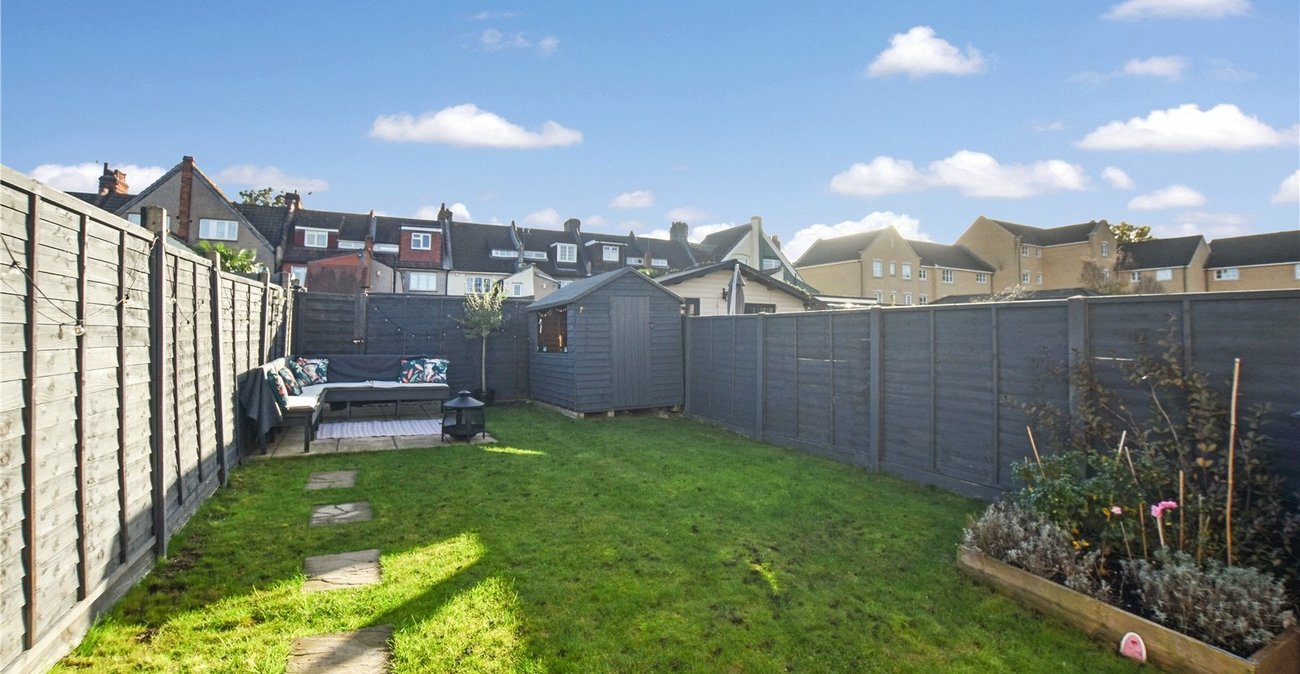 2 bedroom house for sale in Bexley | Robinson Jackson