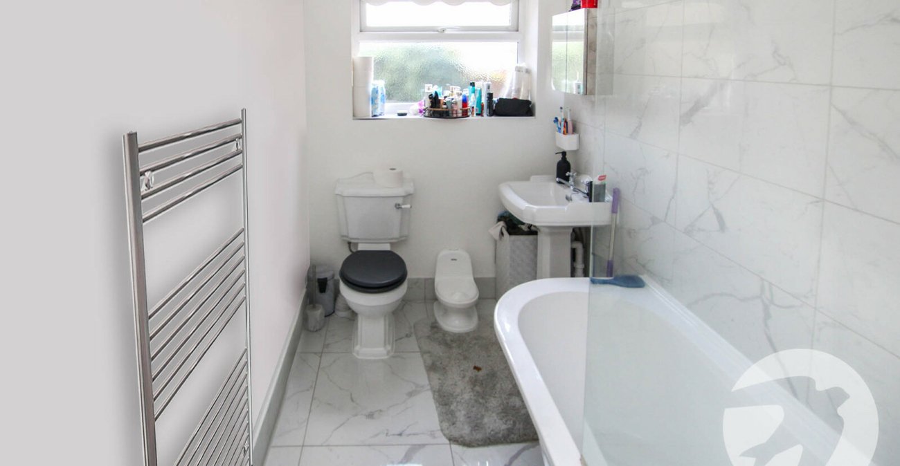 2 bedroom house for sale in Mottingham | Robinson Jackson