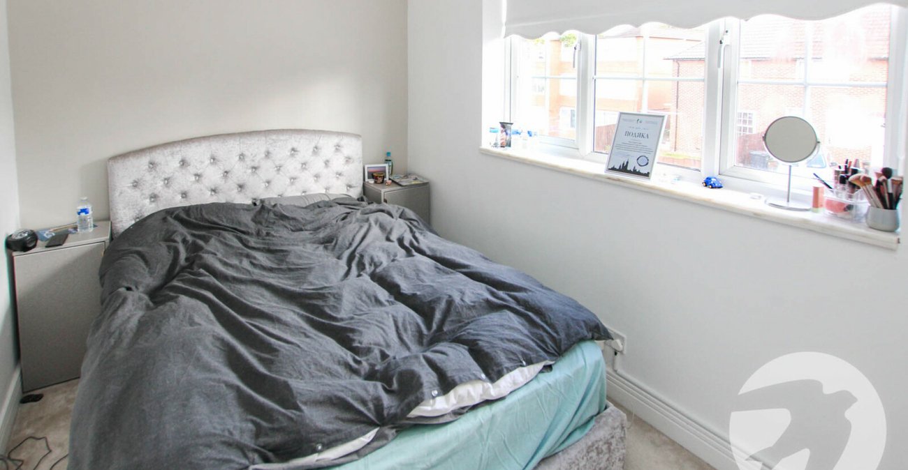 2 bedroom house for sale in Mottingham | Robinson Jackson