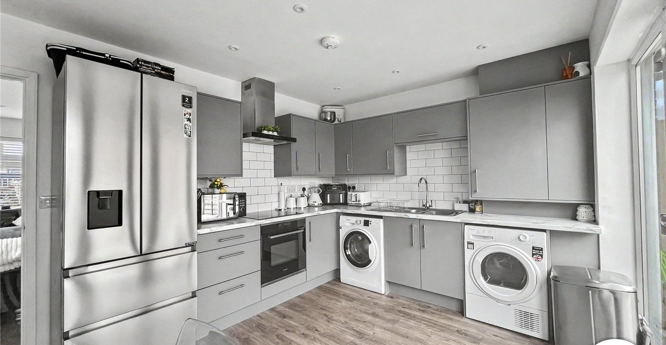 2 bedroom house for sale in Sittingbourne | Robinson Michael & Jackson