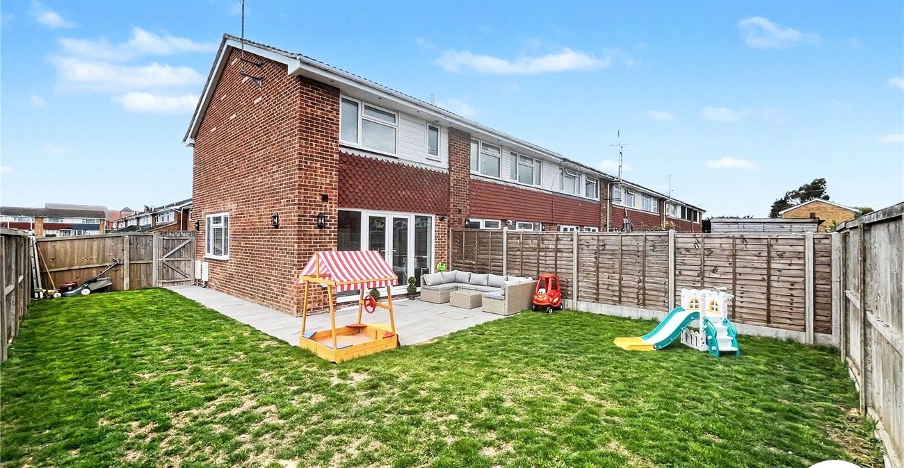 2 bedroom house for sale in Sittingbourne | Robinson Michael & Jackson