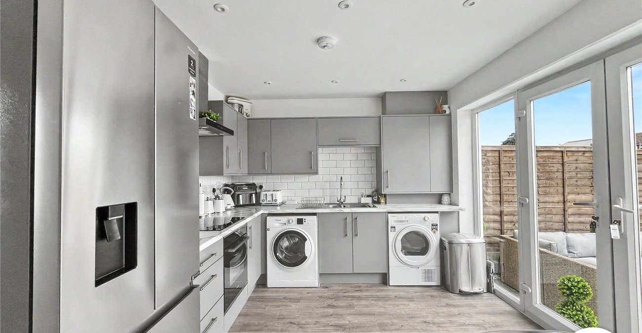2 bedroom house for sale in Sittingbourne | Robinson Michael & Jackson