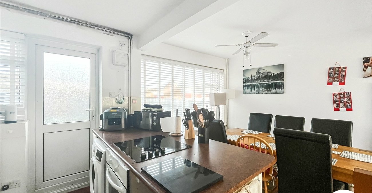 2 bedroom house for sale in Sittingbourne | Robinson Michael & Jackson