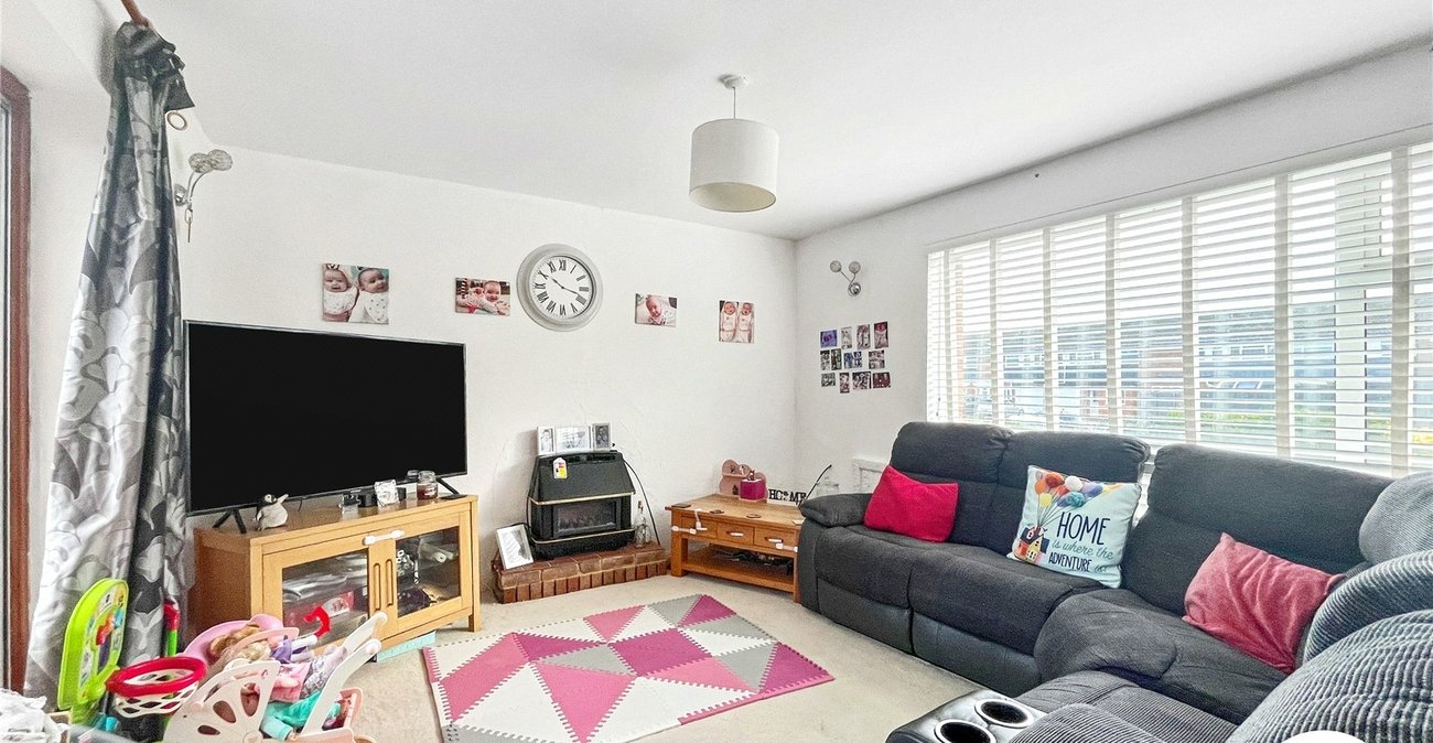 2 bedroom house for sale in Sittingbourne | Robinson Michael & Jackson