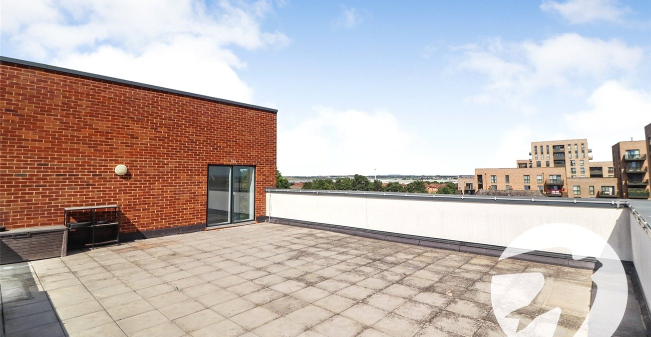 2 bedroom property for sale in Callender Road | Robinson Jackson