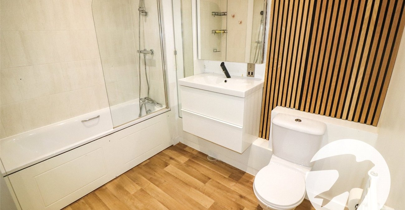 2 bedroom property for sale in Callender Road | Robinson Jackson