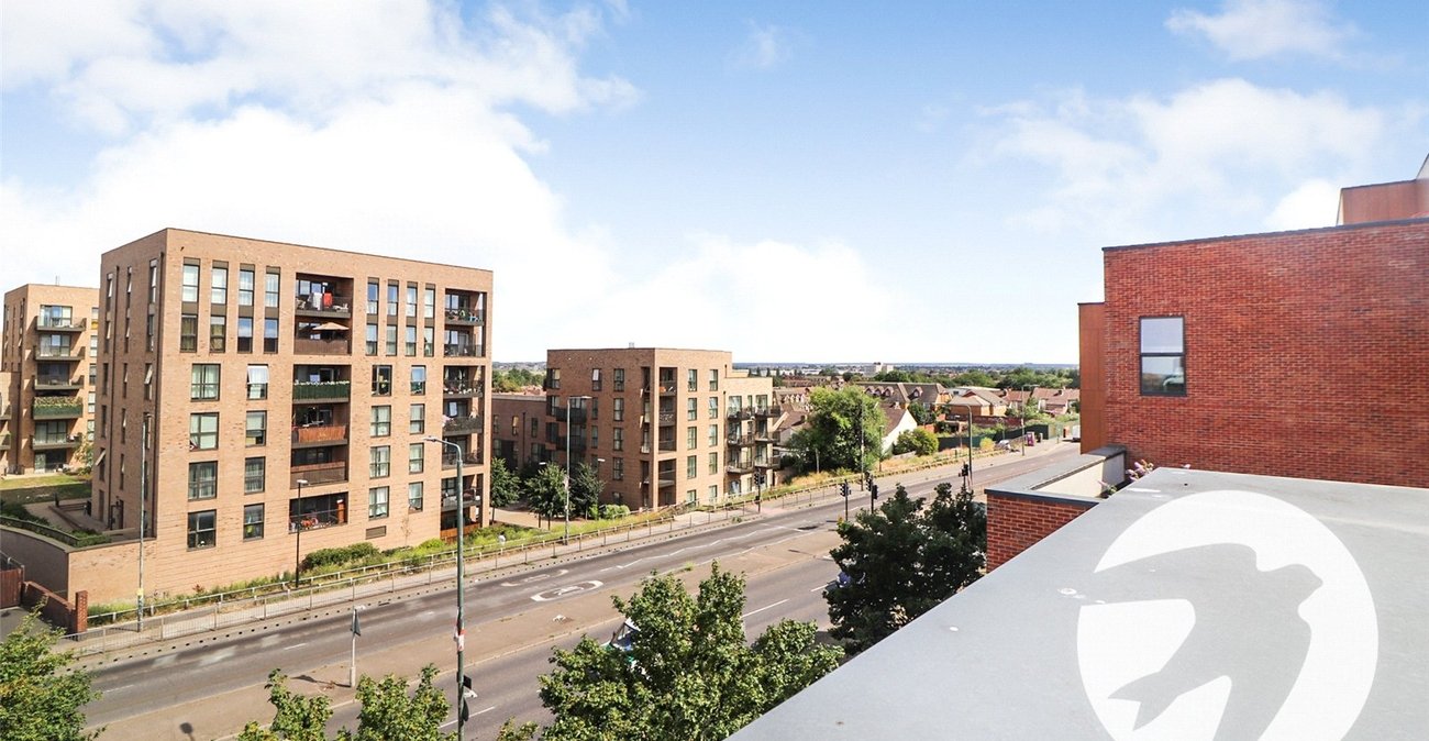 2 bedroom property for sale in Callender Road | Robinson Jackson