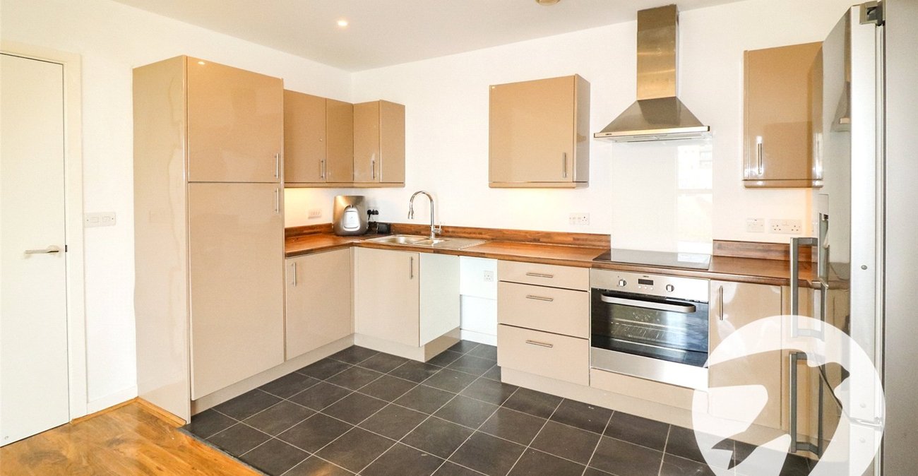 2 bedroom property for sale in Callender Road | Robinson Jackson