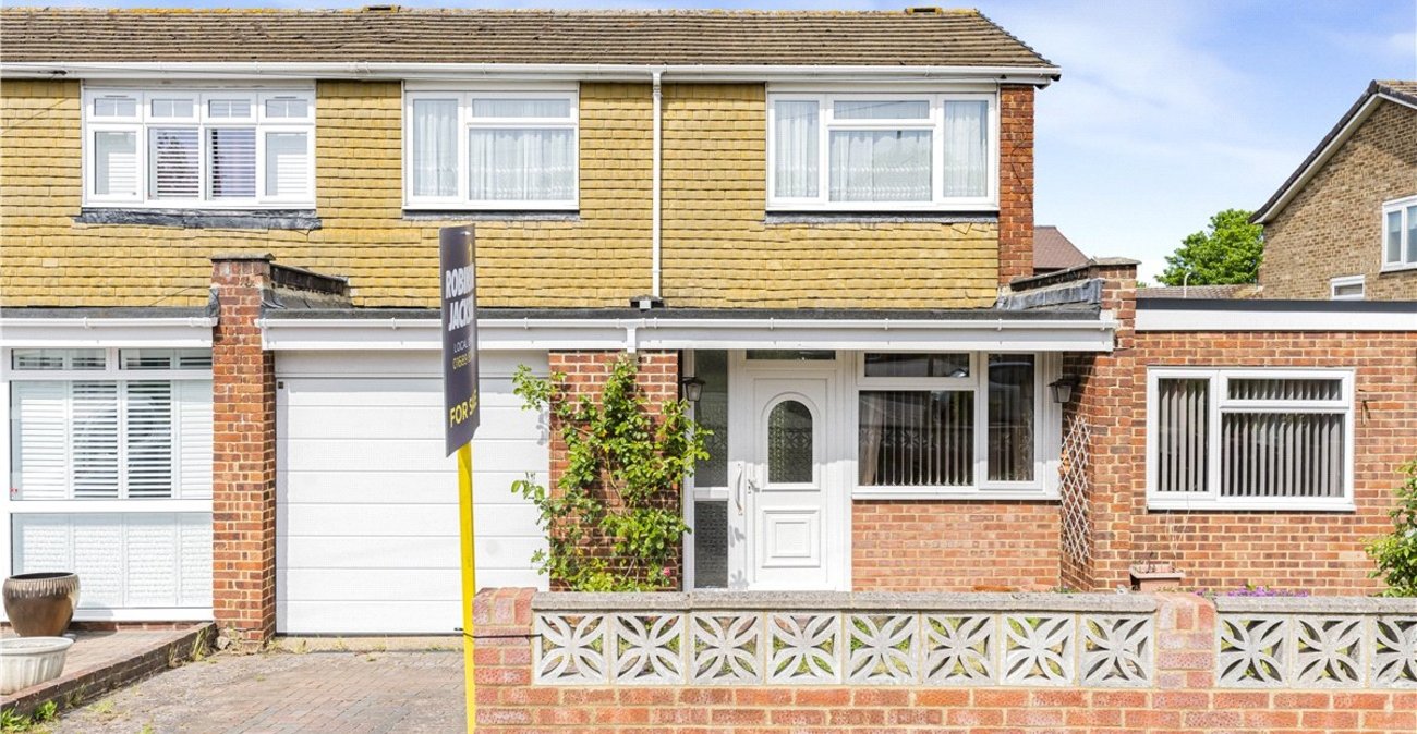 3 bedroom house for sale in Orpington | Robinson Jackson