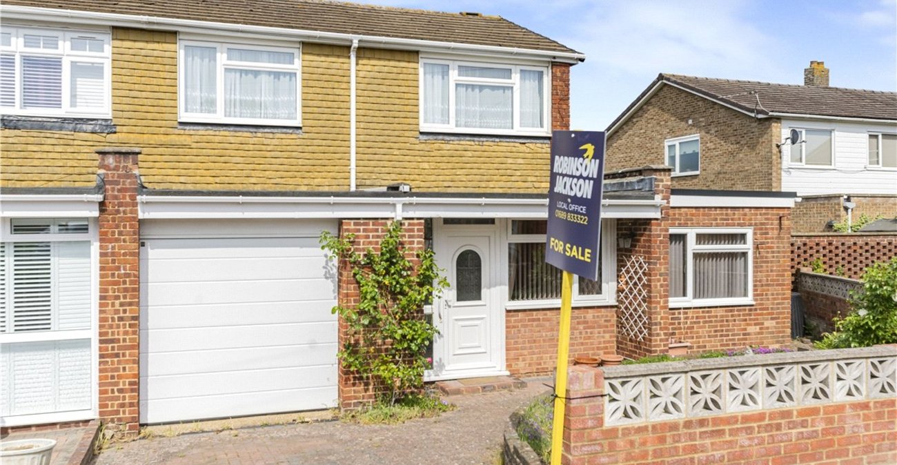 3 bedroom house for sale in Orpington | Robinson Jackson