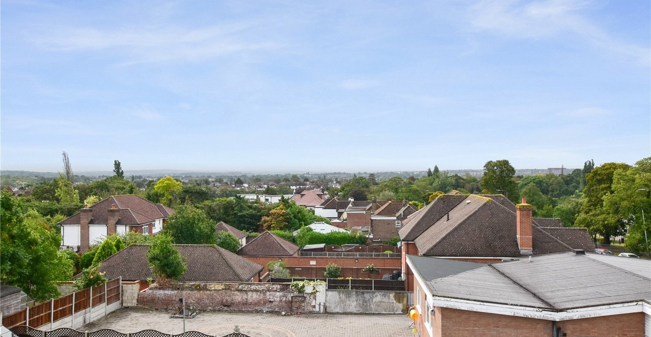 5 bedroom house for sale in Bexleyheath | Robinson Jackson