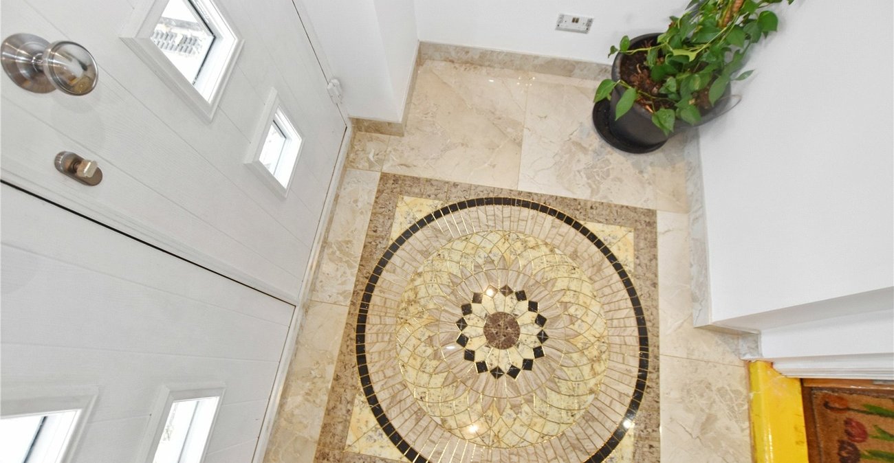 5 bedroom house for sale in Bexleyheath | Robinson Jackson