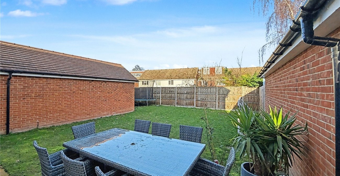 4 bedroom house for sale in Rainham | Robinson Michael & Jackson