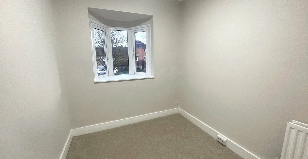 5 bedroom house for sale in London | Robinson Jackson