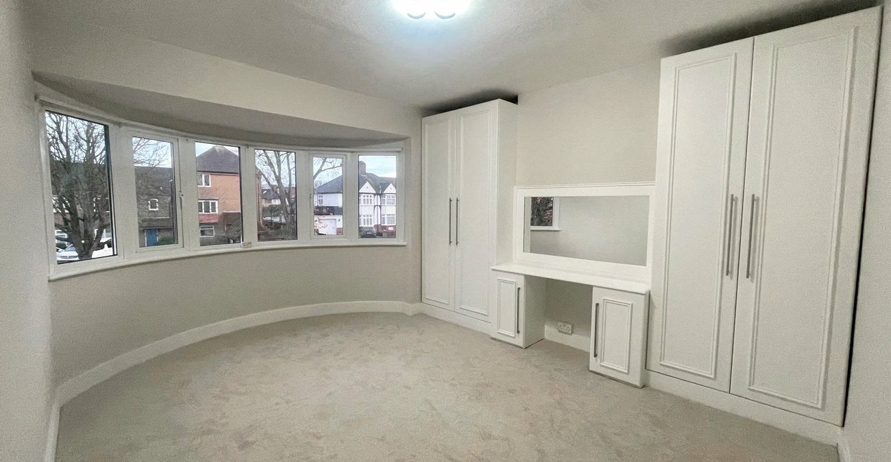 5 bedroom house for sale in London | Robinson Jackson