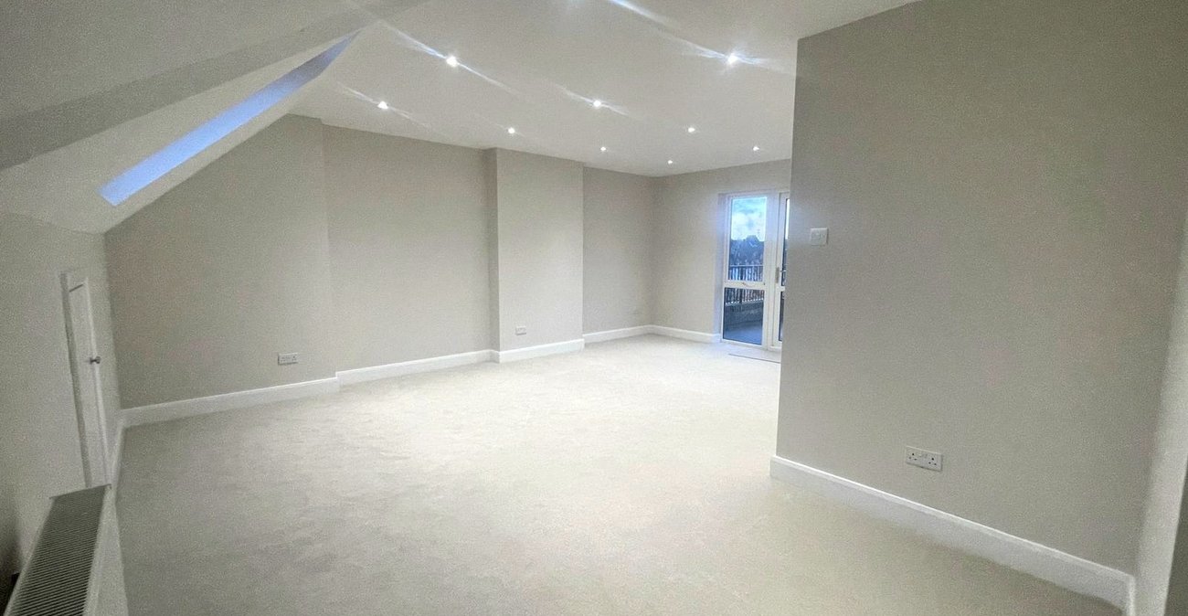 5 bedroom house for sale in London | Robinson Jackson