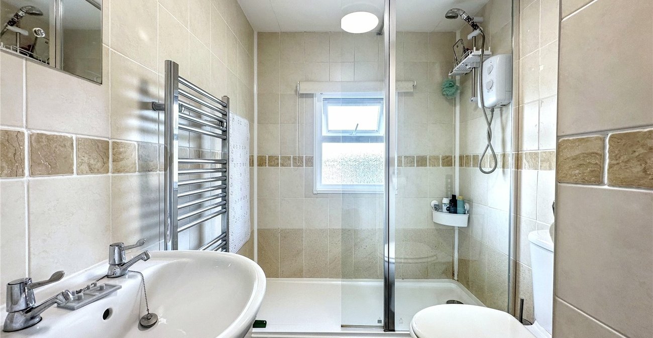 3 bedroom bungalow for sale in Otterham Quay Lane | Robinson Michael & Jackson