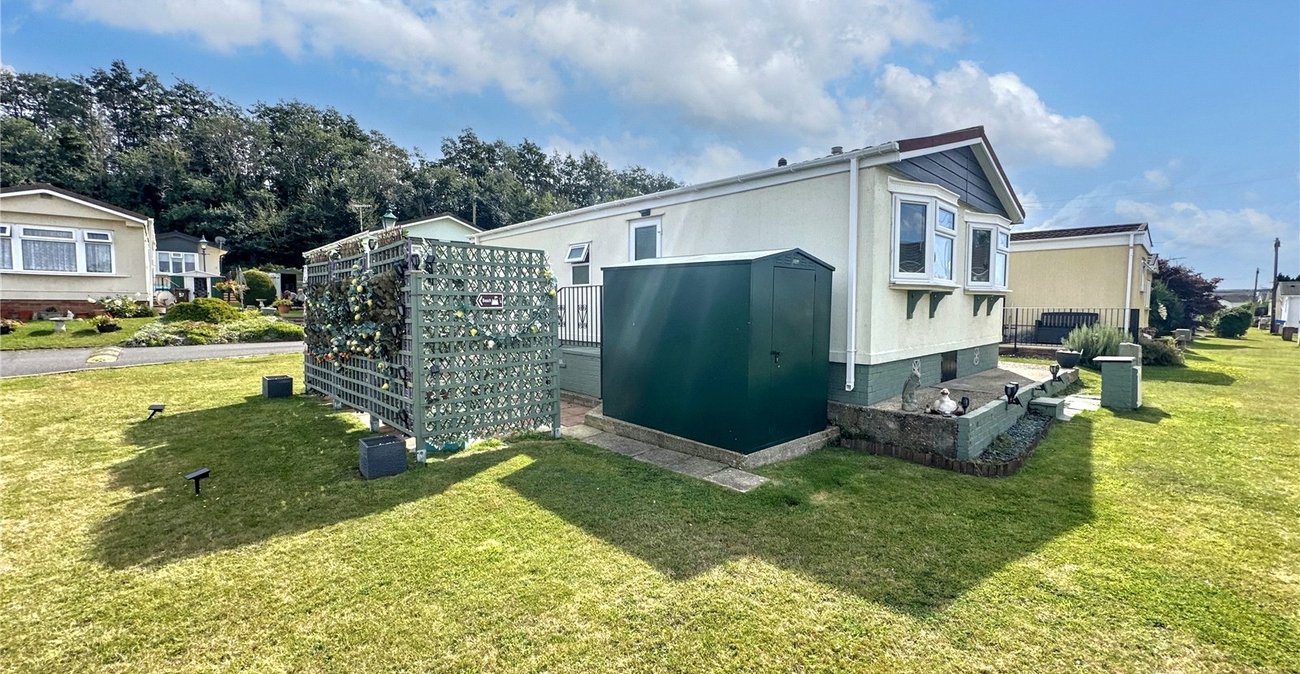 3 bedroom bungalow for sale in Otterham Quay Lane | Robinson Michael & Jackson