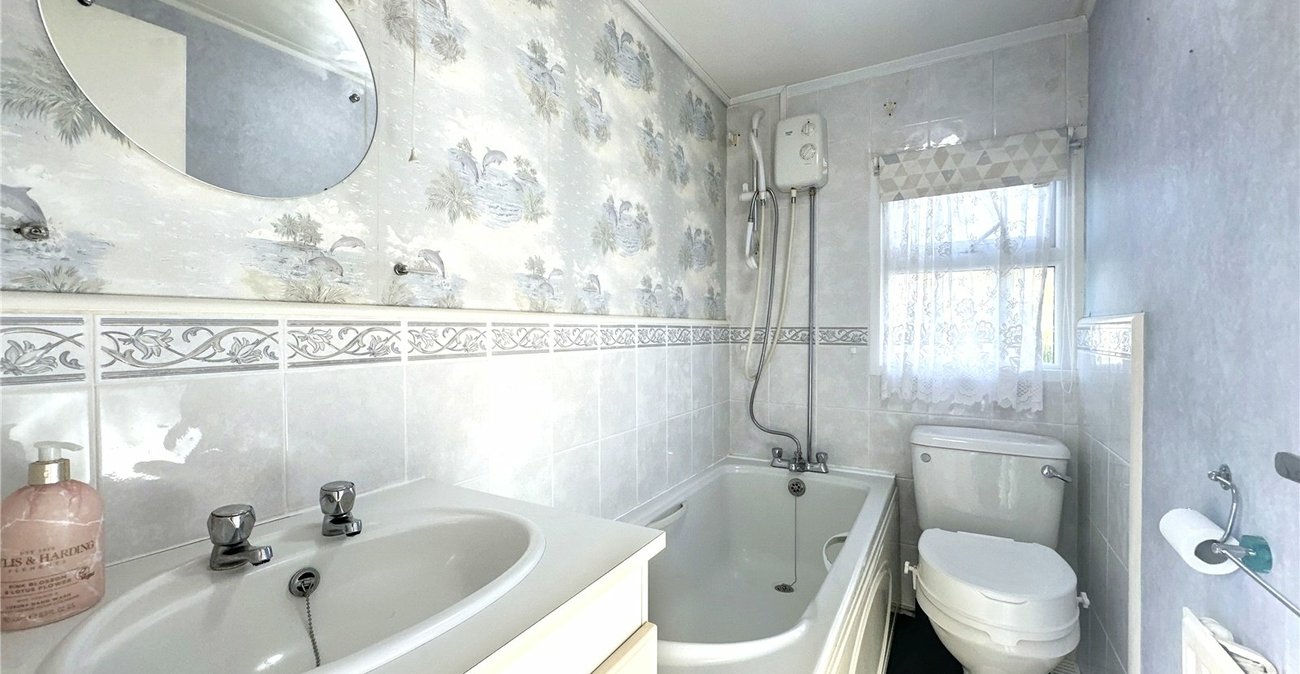 2 bedroom bungalow for sale in Otterham Quay Lane | Robinson Michael & Jackson