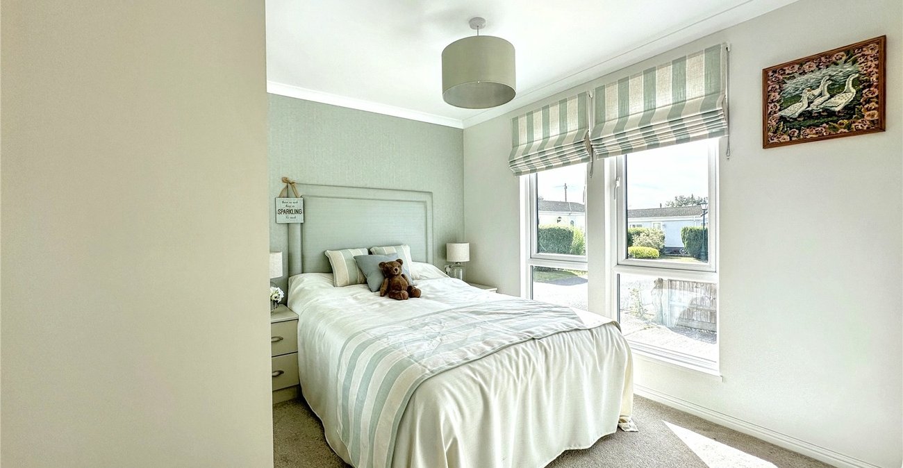 2 bedroom bungalow for sale in Otterham Quay Lane | Robinson Michael & Jackson