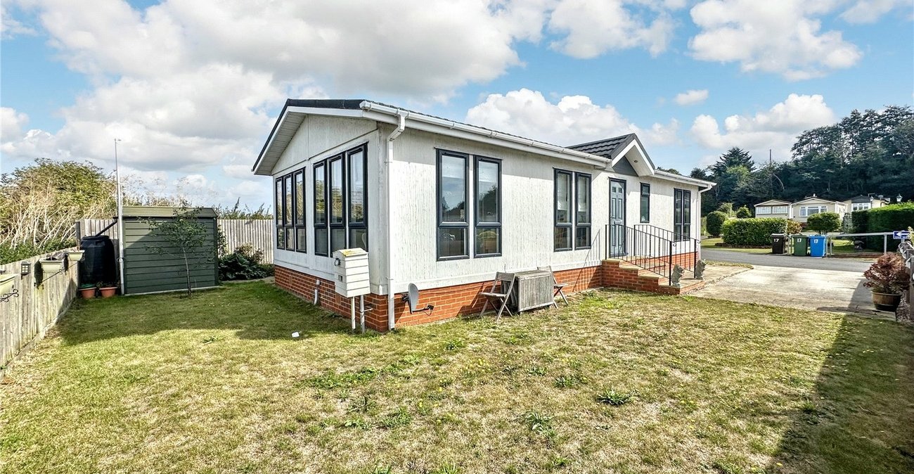 2 bedroom bungalow for sale in Otterham Quay Lane | Robinson Michael & Jackson