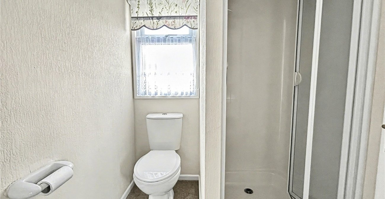 2 bedroom bungalow for sale in Otterham Quay Lane | Robinson Michael & Jackson